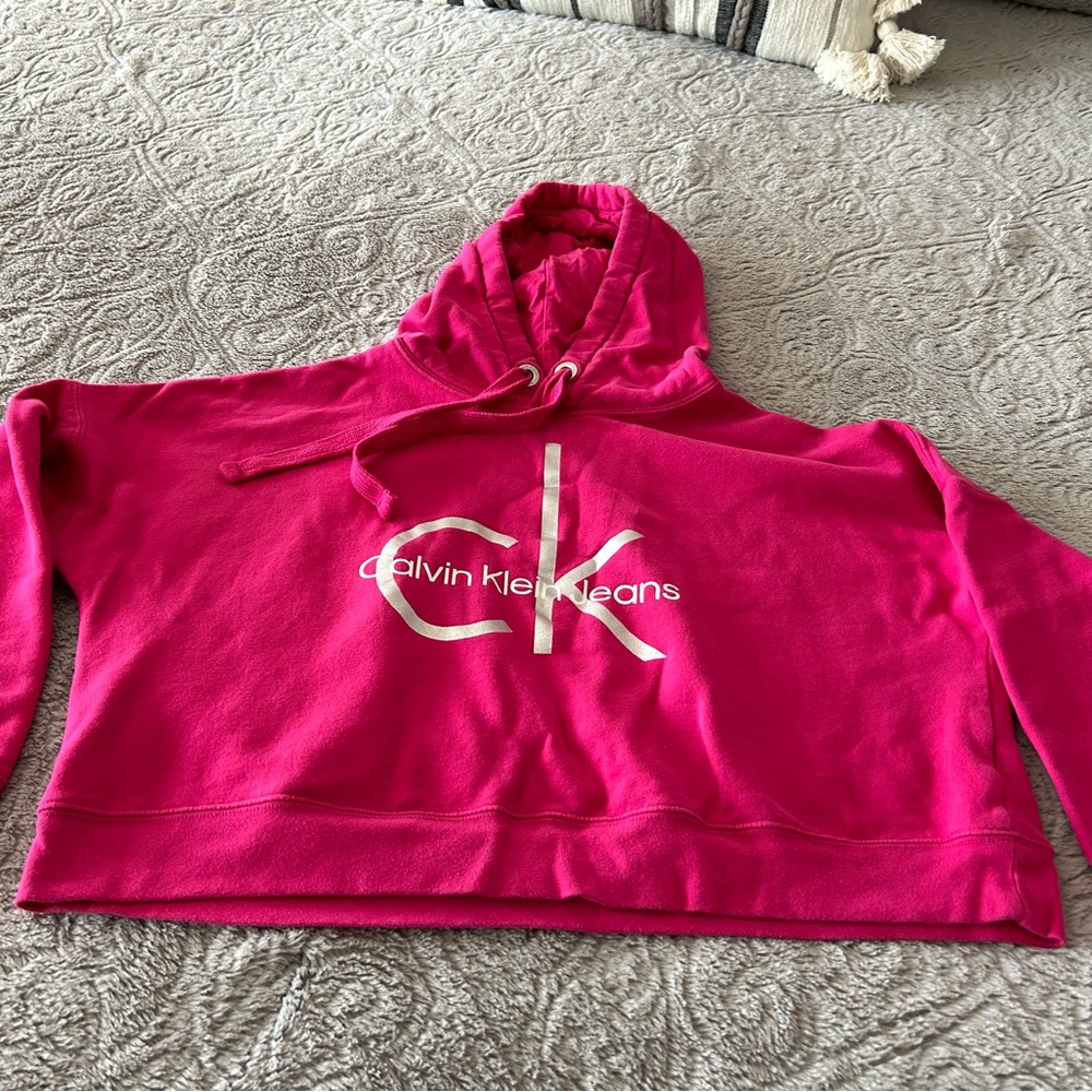 Calvin Klein cropped hoodie hot pink